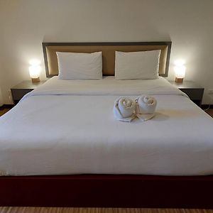 Sisina Resort